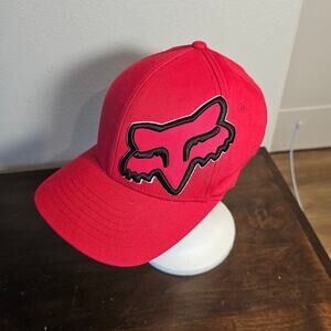 NWOT Red Flex Fit Cap Size L/XL
